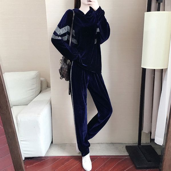 

2021 new single/two-piece gold velvet sports two female fashion ensemble autumn and casual loose winter women's clothing sets trlx, White