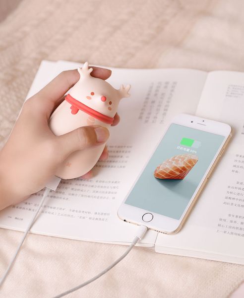 Taşınabilir USB Şarj Hazine El Isıtıcı Hızlı Şarj Mobil Güç El Isıtıcı Sevimli Kız Geyik Sevimli Evcil Hayvan
