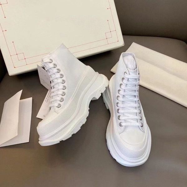 

2021 men's and women's dr. winter boots english boots ankle fashion show style black and white 100% genuine leather lace box