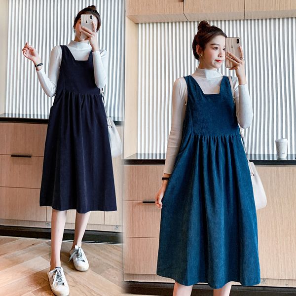

long sleeve knitted bottoming shirt + corduroy belt skirt autumn and winter two piece pregnant women's, White