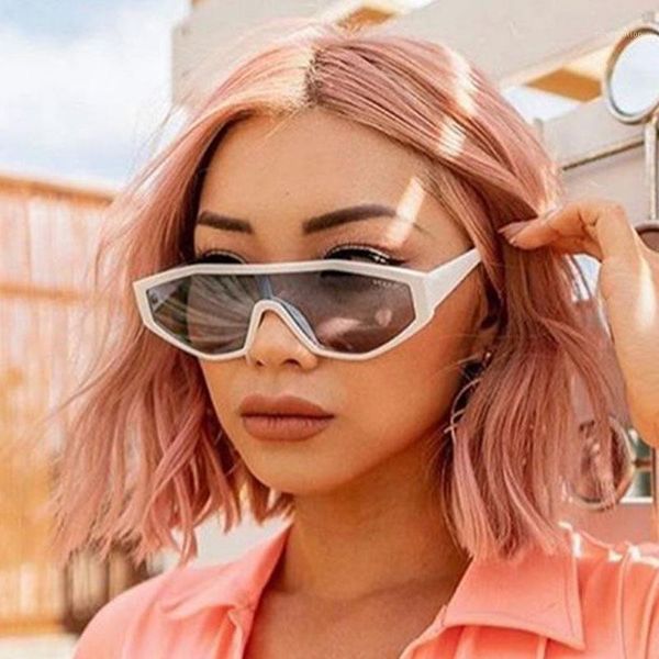 

2020 fashion black sunglasses men women new irregular square ladies vintage shades steampunk uv4001, White;black