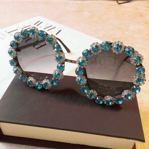 

2021 Shining Diamond Sunglasses Women Brand Design Retro Flash Round Shades Female Luxury Fashion Sun Glasses Oculos Lunette, White;black
