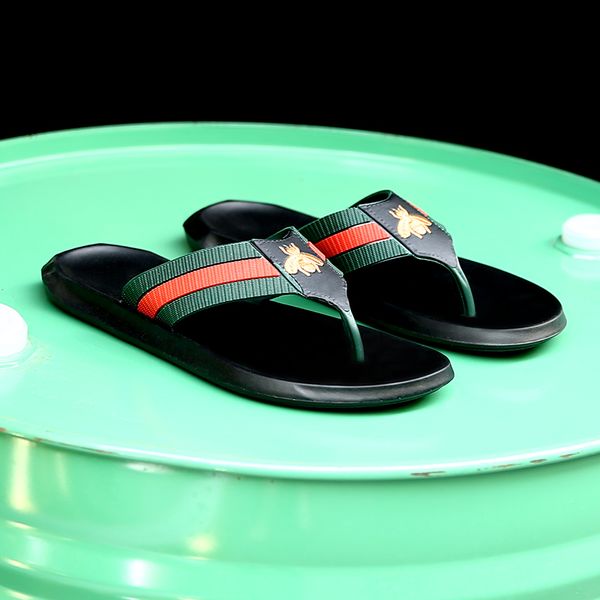 Tasarımcı Terlik Mayari Erkekler Moda Sandalet Lüks Arı Desen Marka Terlik Kauçuk Siyah Yeşil Plaj Ayakkabı Loafer'lar Kaydırıcılar