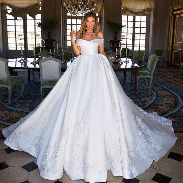

2021 new boat luxury ball-dressed cleavage dress in satin simple fabrics elegant lace princess wedding gowns dressed as novia gfbq, White