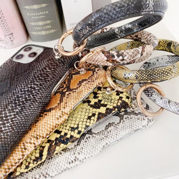 

luxury snakeskin pattern fashion big bracelet fhx-xs6 phone case for iphone7/7p 8/8p x xr xs max 11pro max mobile phone case wmtchv