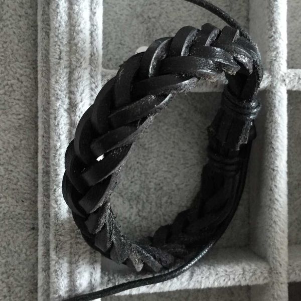 

new fashion accessories handmade retro leather bracelet men 's ladies fashion bracelet men and women jewelry, Golden;silver