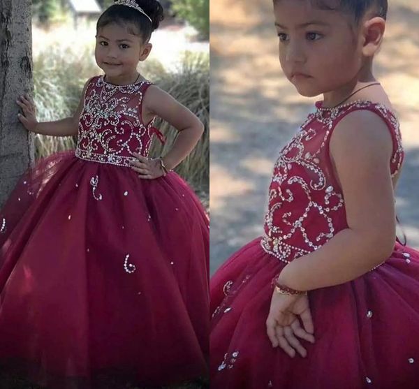 Bordo Mini Quinceanera Elbiseler Gençler Pageant Elbise Küçük Kızlar Kristal Boncuk Sheer Cap Kollu Jewel Balo Abiye giyim Toddlers Tül