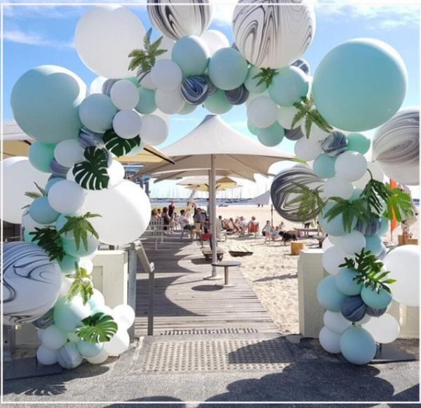 Set di palloncini in pellicola di alluminio oro nero stagione di laurea da 45 cm Decorazione per feste disegno di fiori appesi a spirale del festival