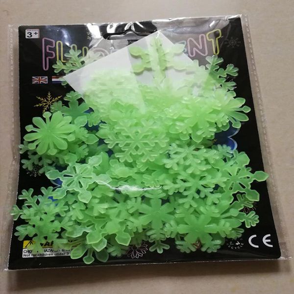 

in luminous home snowflake wall sticker glow the dark decal for kids baby rooms fluorescent stickers decor 50pcs/lot 5 ndpaz