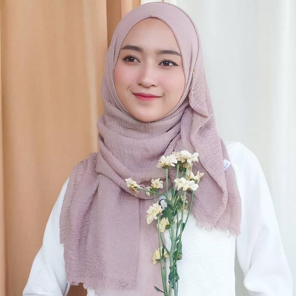 

180*70cm indonesian malay headscarf monochrome creased cotton and linen scarf muslim scarf headscarf women islamic, Blue;gray