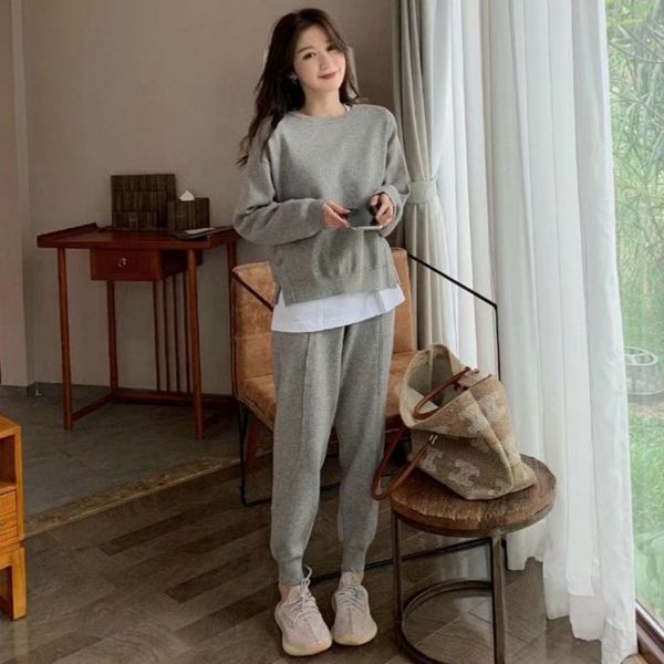 

2021 new female sports 2 piece defines oversized solid o-neck split hem sweater vest leggings winter pants hsce, Gray