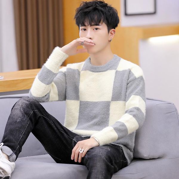 

korean version of the new selling men's large plaid knitted sweater to keep warm and slim fashion men's clothing, White;black
