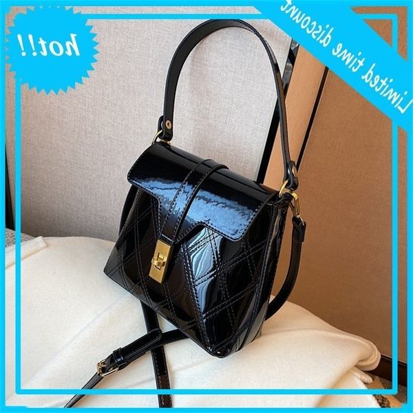 

net red women's new patent leather bright face handbag in autumn and winter 2020 small square single shoulder messenger bag