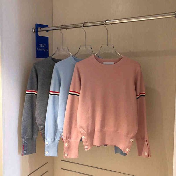 

2022 factory wholesale new college style early autumn sleeve ribbon color strip solid pink blue round neck sweater qingdao, White;black
