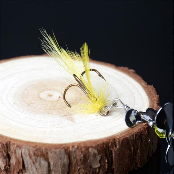 

1pcs metal spinner bait 10g 7cm spoon lures rotating sequins fishing lure bass hard bait with feather high qualit qylesp