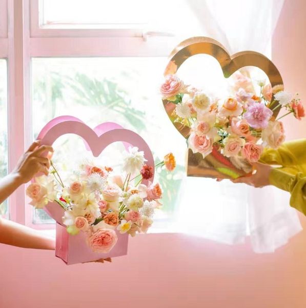 

hand held flower box heart-shaped flower bundle box fresh love flower basket portable paper flowers packaging bag