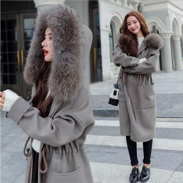 

long woolen cloth coat whom women's autumn/winter cloth coat collars warm new 2020 students1, Black