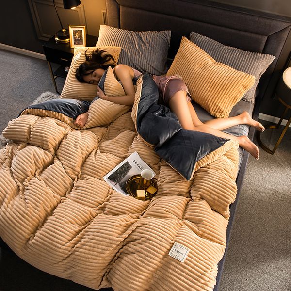 

thicken flannel duvet cover solid color warm coral velvet quilt cover modern ultra soft luxury comforter covers bedding set 220222