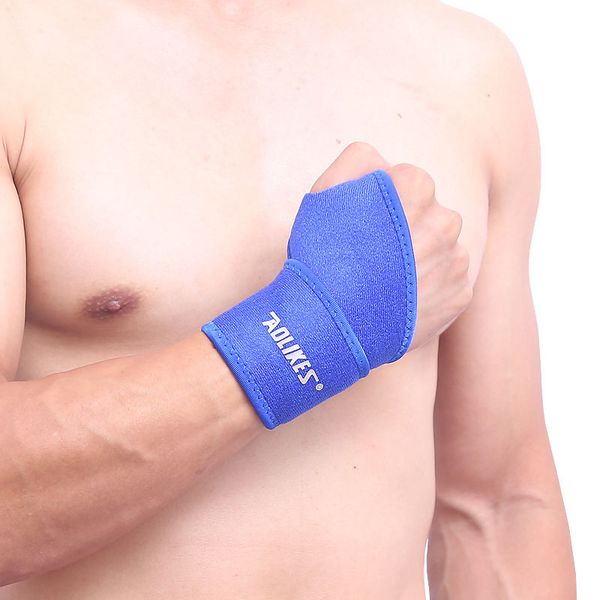 

1 piece of wrist strap wrist support carpal tunnel sprain strain gym fitness breathable sweat-absorbent sling exercise pain relief bandaging, Black;red