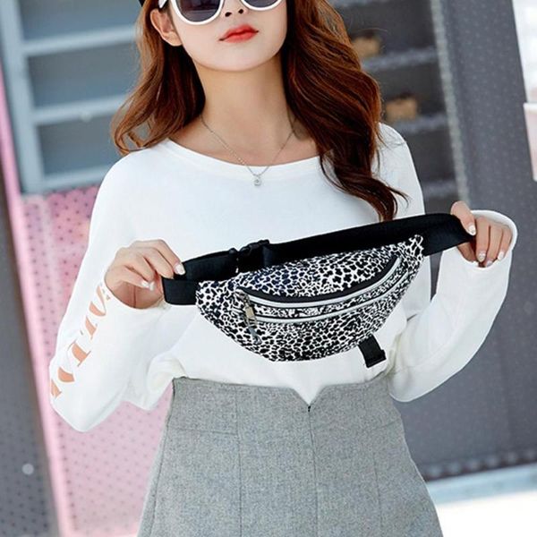 

waist bags 2021 fashion pu and chest bag double zippe pack shoulders belt leopard leather mobile phone fanny banana o10
