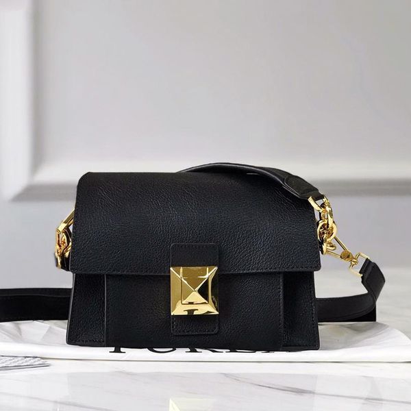 

2020 leather brand luxury travel bag of a diagonal envelope shoulder ncwo