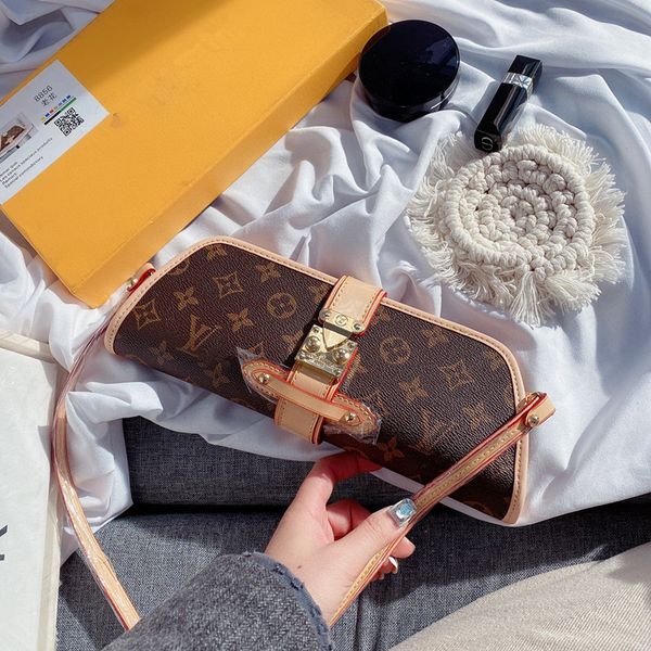 

letter logo ladies handbag fashion bag leather discoloration leather old flower crlvossbody lous vittonmessenger bag handbag 364347