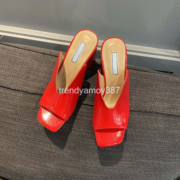

slippers spring and summer style square head, simple fashionable, wearing baotou sals outside the middle heel, female lazy half, Black