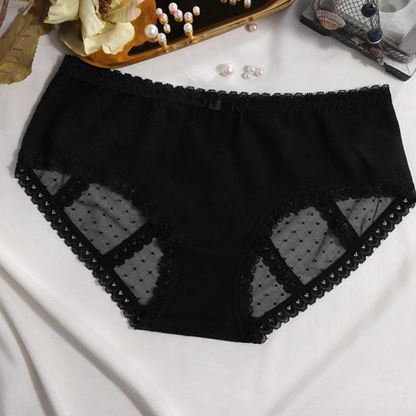 

new style cotton mesh stitching temptation underwear women's hollow lace breathable briefs, Black;pink
