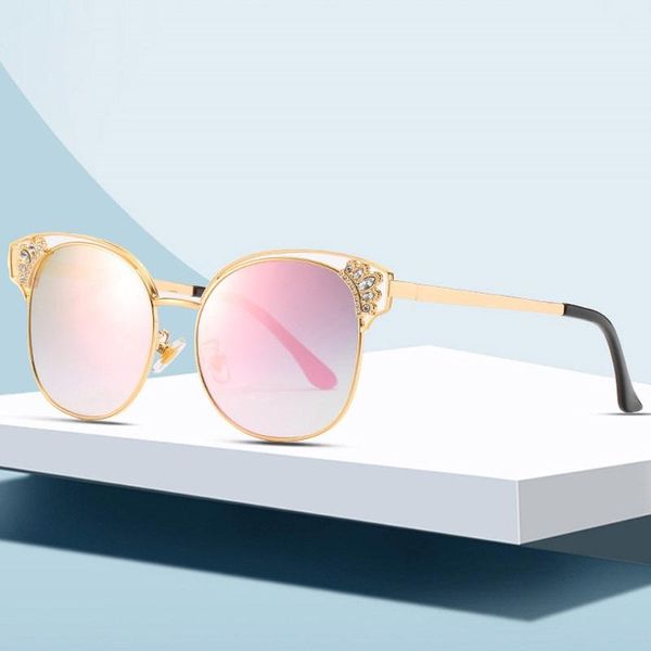 

2020 new luxury italy brand designer cat eye sunglasses women men crown diamond sun glasses female gafas de sol gradient shades, White;black