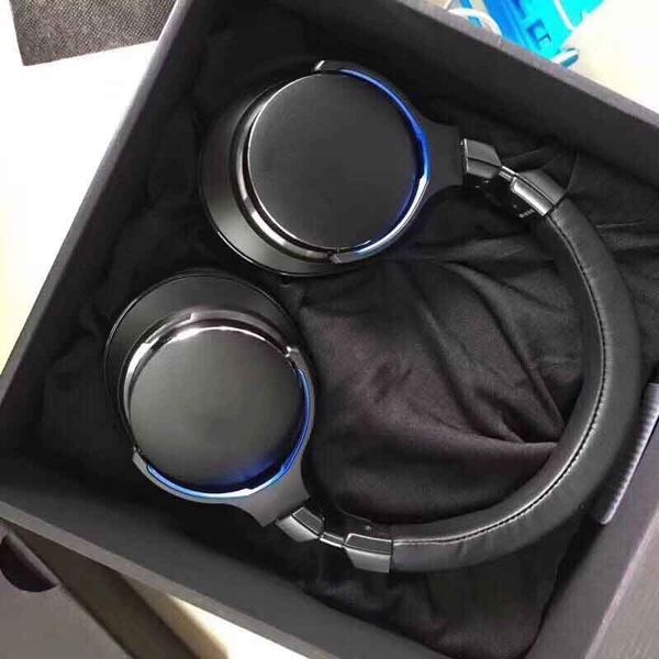 

fasmous stylist classical stylist headsets earphone designers headphone wired headset 2 style available