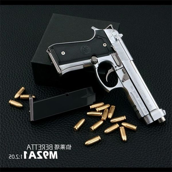 

581: 2.05 beretta m92a1 metal model simulation boy toy alloy gun can be thrown but not fired