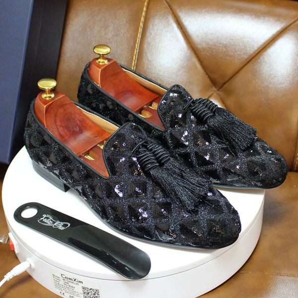 

2020 spring designer summer tassel men's moccasins weding casual black-red luxury fashion shoes for men