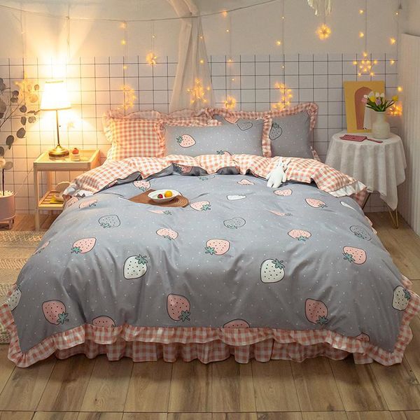 

bedding sets strawberry princess bedclothes pink duvet cover set romantic lace girls quilts  full twin bowknot korean