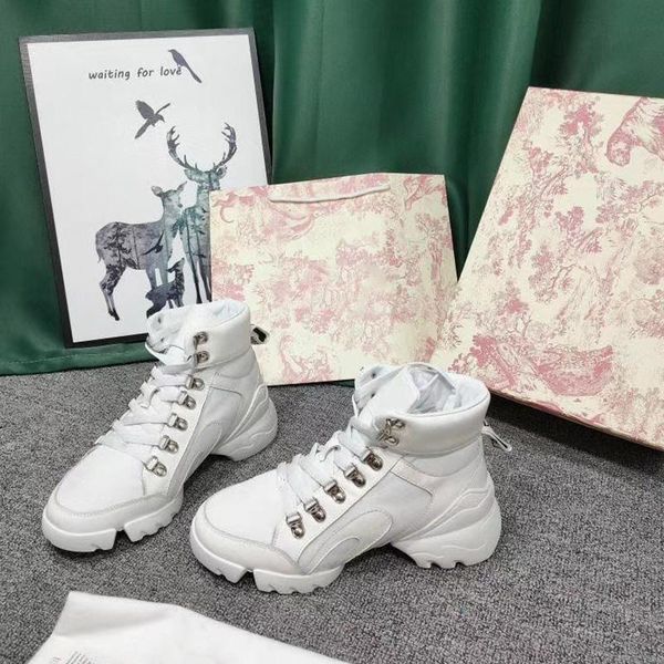 

2021 fashion women casual shoes luxury trianing sneakers comfortable driving loafers womens tennis shoes cycling shoes, Black