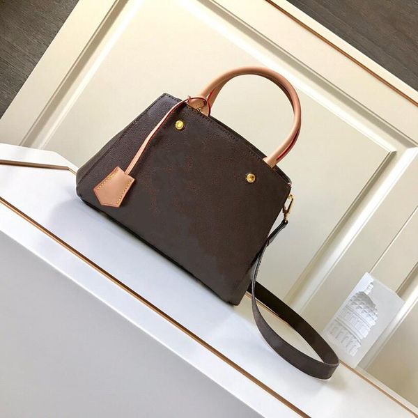 

wholesale montaigne chic functional женская сумочка для внутреннего отсека карманный идеальный офис к внедрению tote используйте съемный рем, Black;red