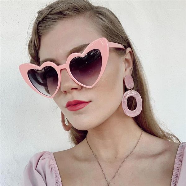 

fashion vintage heart sunglasses women love retro cat eye sunglasses for women black white glasses zonnebril vrouwen sp021, White;black