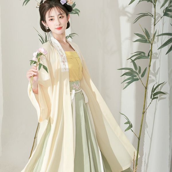 

старомодный женский костюм hanfu costume вышивка фея, Red