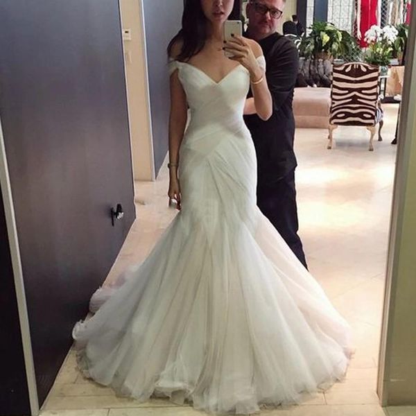 

off shoulder mermaid wedding dresses 2021 with short sleeves sweep train tulle plus size bridal gowns vestidos de novia, White
