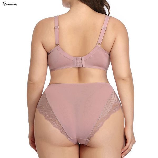 Beauwear Lace Onda Stripe Underwear para Mulheres Macio Cup Minimizer Bra e Super Fino Respirável Respirável Plus Size Sutiã e Panty Set LJ201031