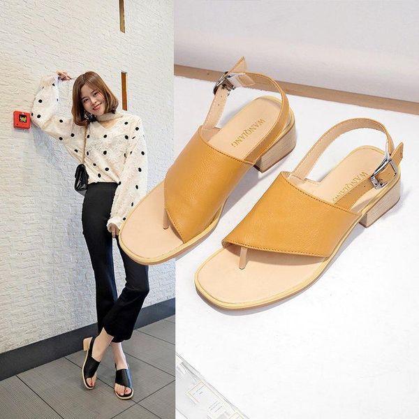 

2021 spring summer new square heel sandal woman, european station wish fashion belt buckle solid color clip toe thick, Black