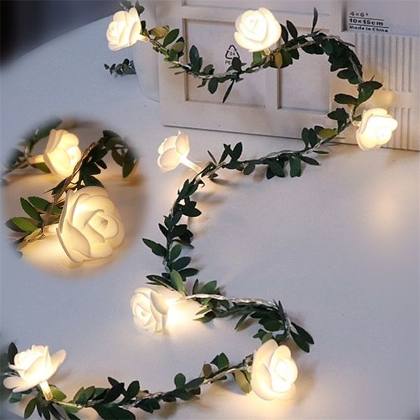 6m 40leds Rose Flower LED Christmas Garland Fairy String Lights Bateria / USB Alimentado ao ar livre para casamento Jardim Party Decor Y201020