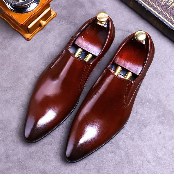 Camada masculina Genuine Top Cowide Desai Leather Business Men British Point Toe Shoes Slip-On Formal 560