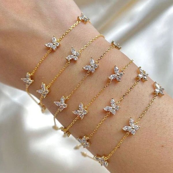 

2021 spring new fashion girl women hand chain sparking bling clear cz cute lovely butterfly charm bracelet wholesale, Golden;silver