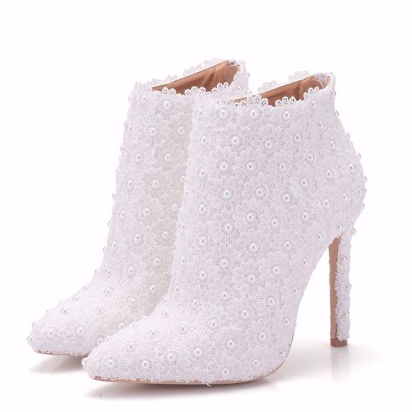

boots 2021 spring and autumn korean rhinestone lace pearl women fine with pointed large yard white wedding boot, Black