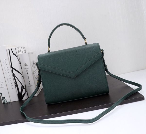 

2020 luxury fashion clamshell bag small handbag ladies famous brand designer messenger bag ladies shoulder bag leather chain ladies handbag4