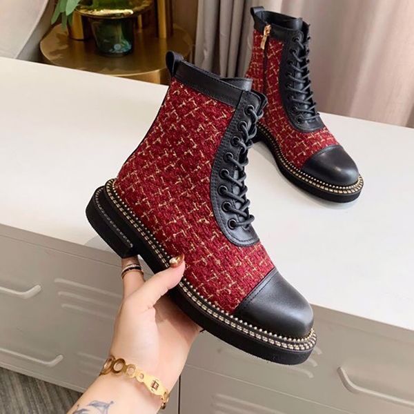 

2021 women classical fashion winter women show style desert boot ankle martin boots leather medal slips party boot plus size, Black