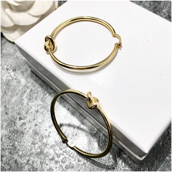 

горячие дешевые серьги обруча из нержавеющей стали преувеличенные большие круглые пряжки обруч для женщин ювелирные аксессуары подарок с кор, White