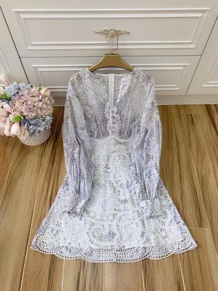 

2020 new women's buckle half-open collar lantern long-sleeved waist hugging a- line swing shear hole embroided dress 07021, Black;gray