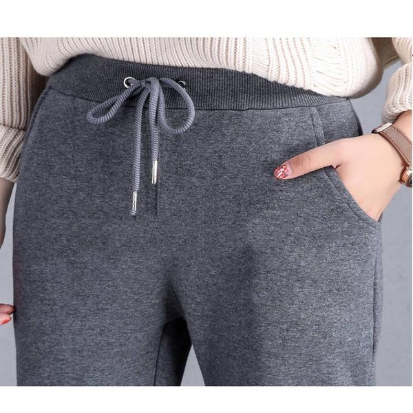 

casual large size cotton winter warm pants plus size sweatpants 2019 new snow wear thicken straight pants jogger mujer, Black;white