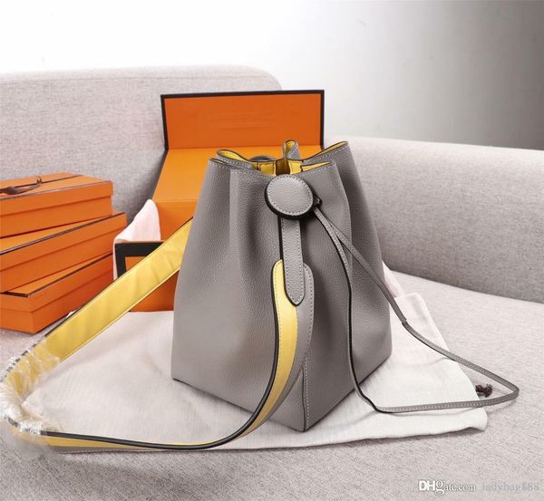 

2021 fashion luxury designer women's handbag purse shoulder bag cross real leather bags bucket bag messenger bag s